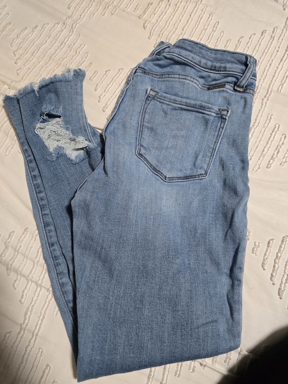 Kancan Distressed Skinny Jeans Women's Size 29 Light Wash Raw Hem Stretch Denim